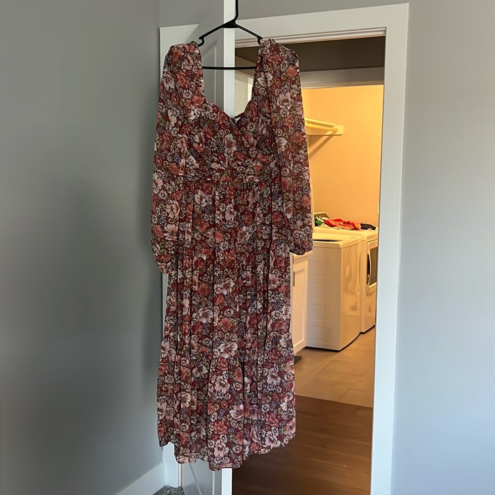 ASTR pink floral spring dress - family pictures!